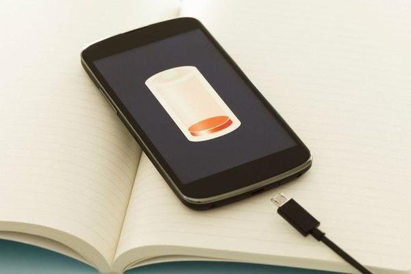 заряжайте смартфоны правильно
