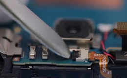 Разборка HTC Windows Phone 8S и замена дисплейного модуля (экрана) - 13 | Всеплюс