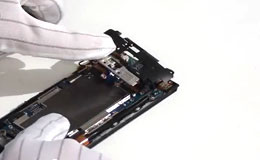 Разборка HTC Windows Phone 8X с заменой дисплея и тачскрина - 9 | Всеплюс