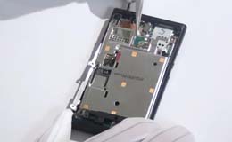 Nokia N9 разборка и замена экрана - 12 | Всеплюс