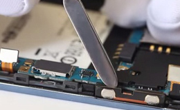 Разобрать Samsung i9105 и заменить экран на сенсорный - 13 | Всеплюс