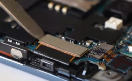 Разобрать Samsung i9105 и заменить экран на сенсорный - 6 | Всеплюс