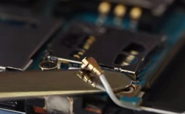 Разобрать Samsung i9105 и заменить экран на сенсорный - 10 | Всеплюс