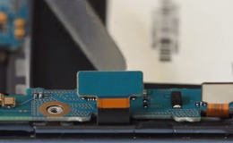 Разобрать Samsung i9105 и заменить экран на сенсорный - 9 | Всеплюс