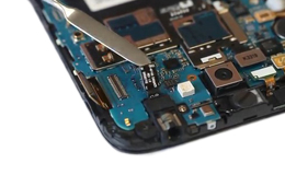 Разбираем Samsung N7100 Galaxy Note 2 и заменяем шлейф на разъем для симки и карты памяти - 8 | Всеплюс