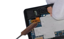 Разборка Sony C6603 Xperia Z и замена динамика — 10 | Всеплюс