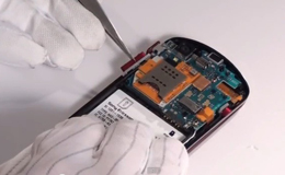 Sony Ericsson Xperia Pro MK16i разборка и замена сенсорного стекла - 4 | Всеплюс
