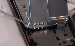 Sony Ericsson Xperia Pro MK16i разборка и замена сенсорного стекла - 11 | Всеплюс